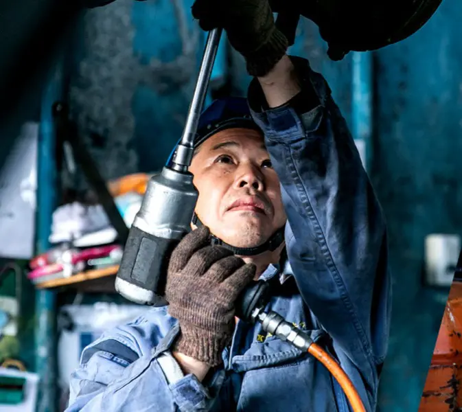 KMI株式会社さま作業風景